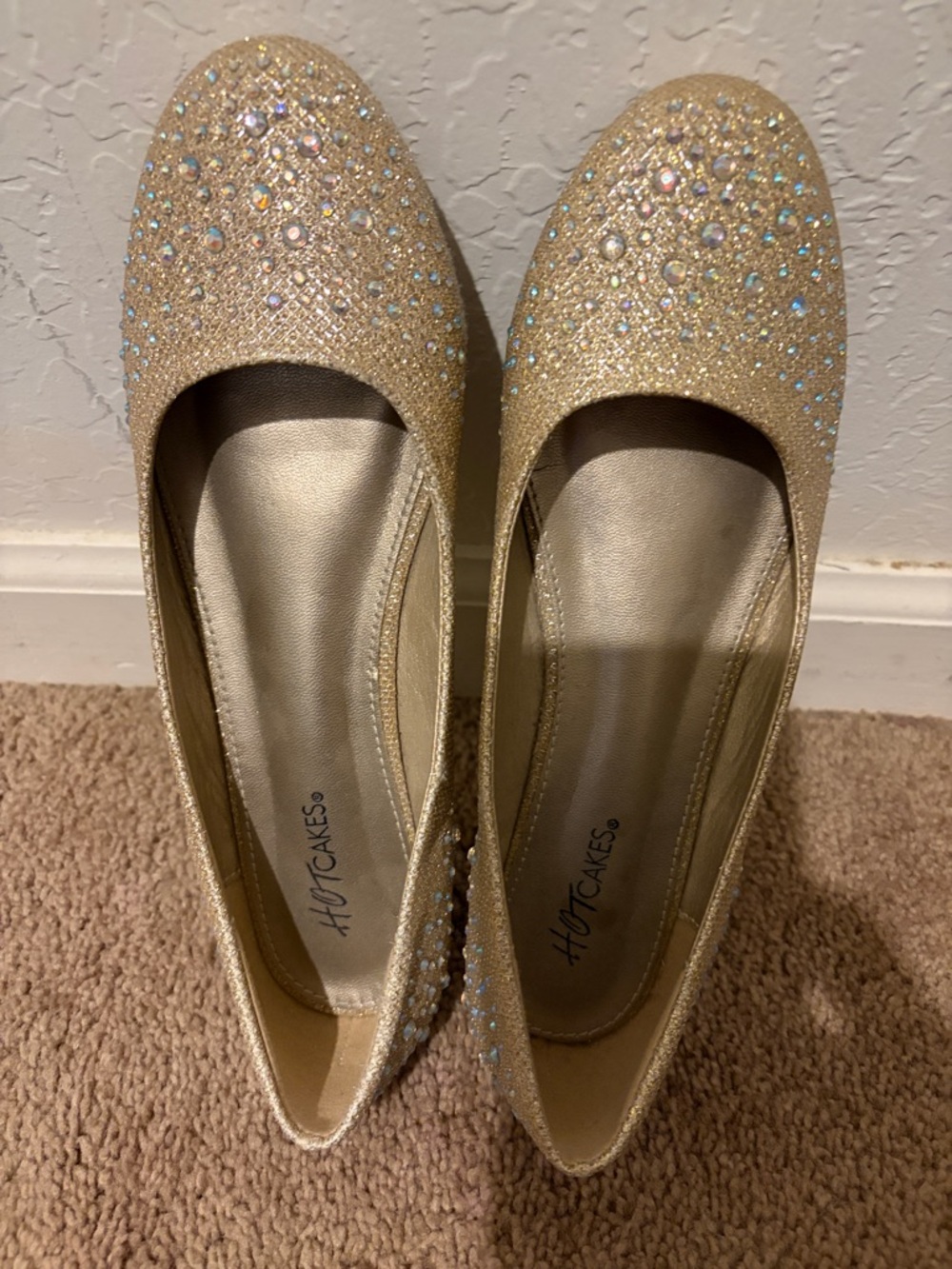 Hot Cakes Gold Glitter Crystal Embellished Flats size 7.5